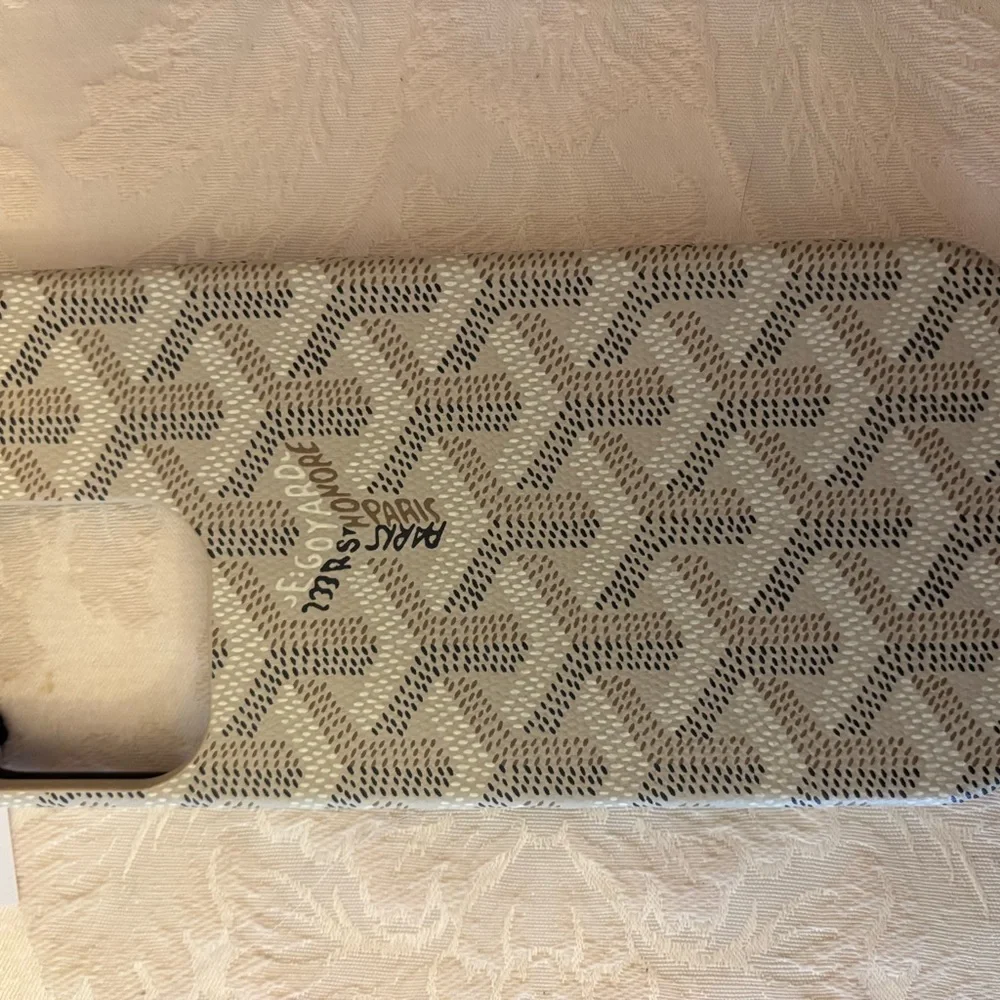 NewGray Phone Case - Picture 3 of 12